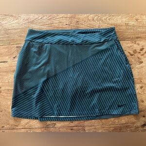 Green Nike Golf Skirt Size L